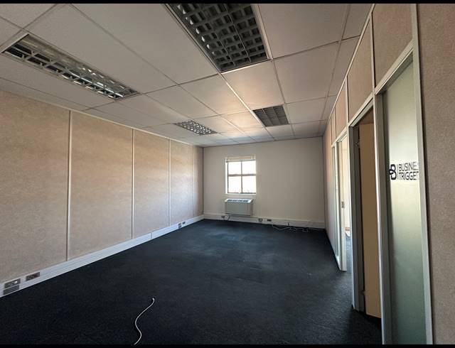 65M² OFFICE TO LET IN HIGHVELD TECHNOPARK